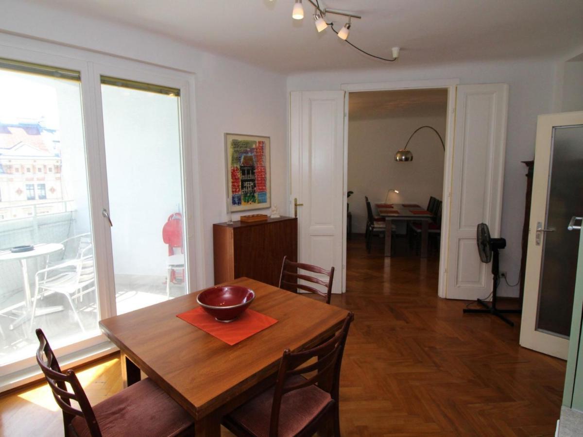 Apartment Opera By Interhome เวียนนา ภายนอก รูปภาพ