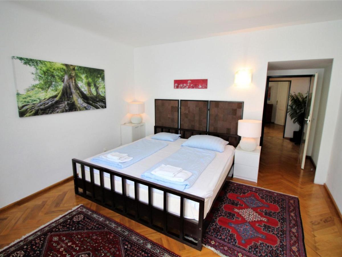 Apartment Opera By Interhome เวียนนา ภายนอก รูปภาพ
