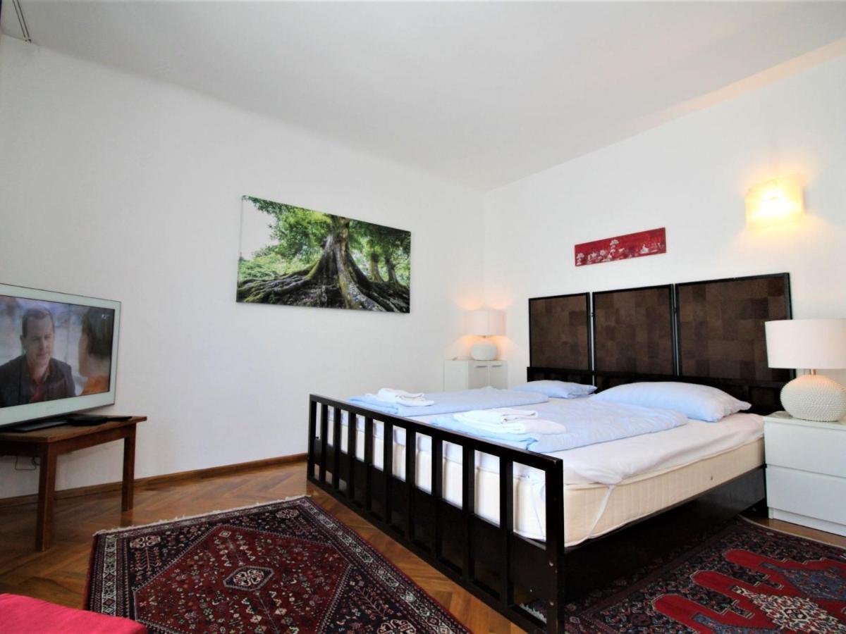 Apartment Opera By Interhome เวียนนา ภายนอก รูปภาพ